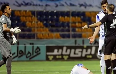 دنده آشوری شکست اما داور خطا هم نگرفت!