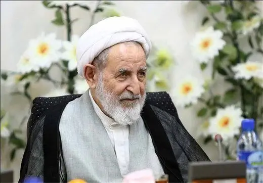 فاضل میبدی:علمای بزرگ حوزه به آیت الله یزدی تذکر بدهند/جامعه مدسین از جانب چه کسی حق نصب وعزل مرجع را دارد؟