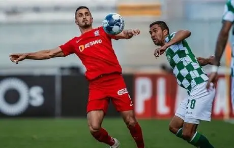 علیپور: هرچه دارم از پیراهن پرسپولیس است