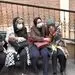 یک نیمکت و چهار زن