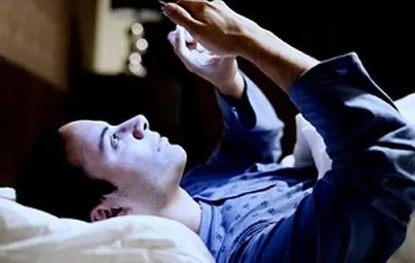 بی خوابی کشیدن برای گشت و گذار مجازی 