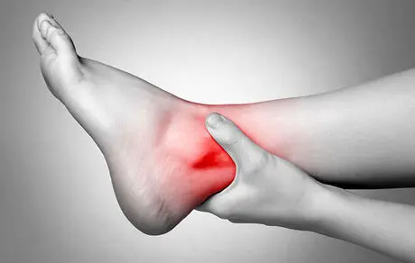 علت احساس درد ناگهانی در پا چیست؟