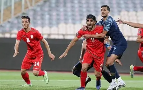 برتری شاگردان قلعه‌نویی مقابل تیم مهدوی‌کیا