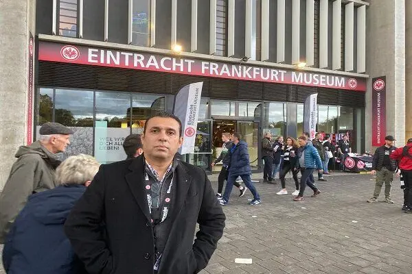 بازدید رئیس هیات فوتبال جزیره کیش از باشگاه بایرن مونیخ آلمان