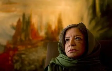 نگاهی بیوگرافی و کارنامه هنری ایران درودی بانوی نقاش معاصر ایرانی