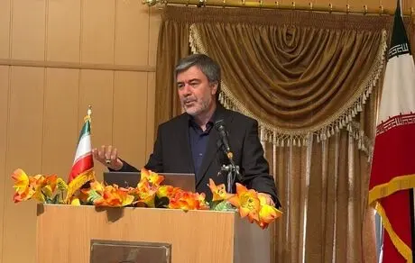 مشتری‌ مداری اولویت بیمه ایران

