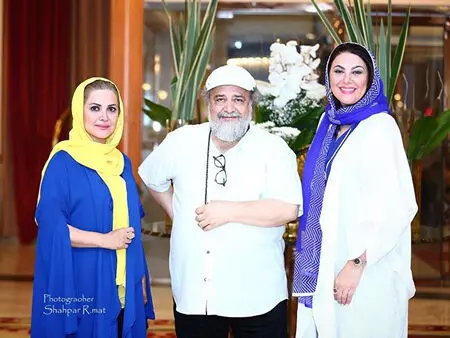 کمند امیر سلیمانی و لاله اسکندری در کنار محمدرضا شریفی‌نیا + عکس