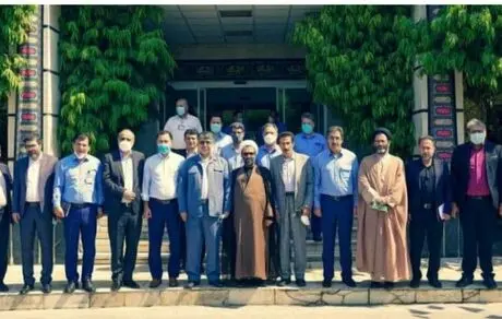 

توجه به صنعت پتروشیمی تا ۱۰ سال دیگر ایران را از فروش نفت بی‌نیاز می‌کند