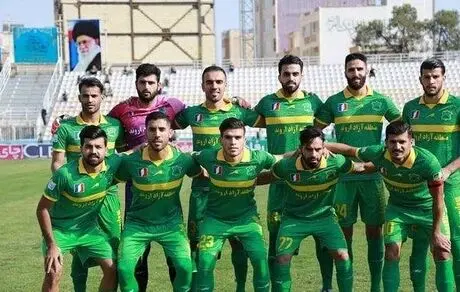 احتمال جدایی بازیکنان صنعت نفت به دلیل بی پولی 