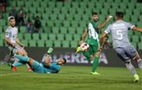 طارمی از کسب جایزه بازیکن ماه باز ماند