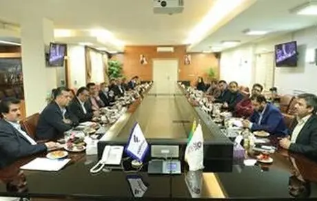  نشست مدیرعامل پتروشیمی جم با مدیرعامل بانک رفاه کارگران