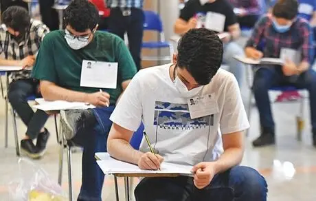 عکس‌های جنجالی از کنکور 1402؛ سوالات کنکور باز هم لو رفت؟ + تصاویر