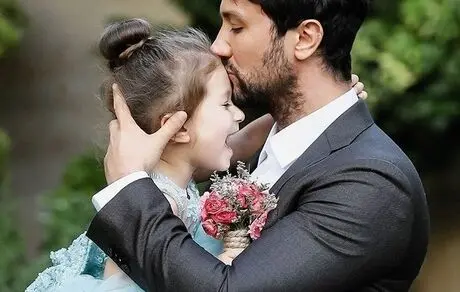 عکس  شاهرخ استخری و دخترش پناه + عکس