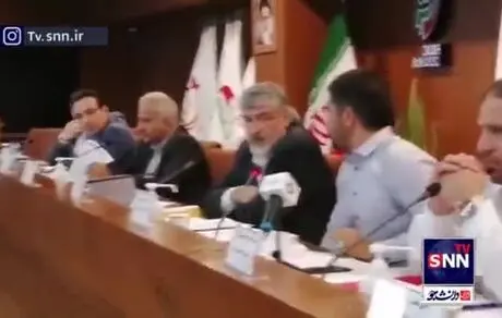  قهر معاون وزیر در مجمع کشتی