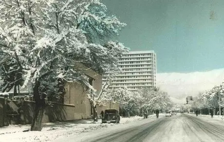تهران چشم‌انتظار برف