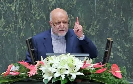 مخالفان دولت می‌گویند نفت را ۳۰ درصد زیر قیمت بفروشید