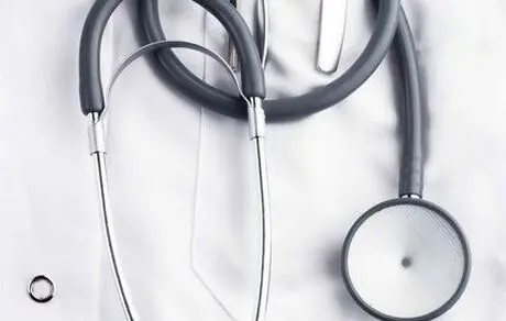 تعرفه ۲۵ هزار تومانی برای پزشک عمومی، منطقی نیست
