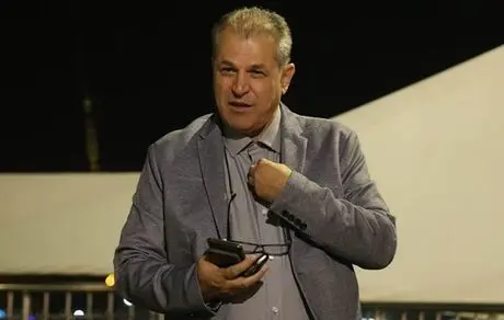 منزوی: طلب شجاعیان حق ماشین‌سازی است