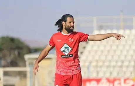  عباس‌زاده از تراکتور جدا می‌شود 