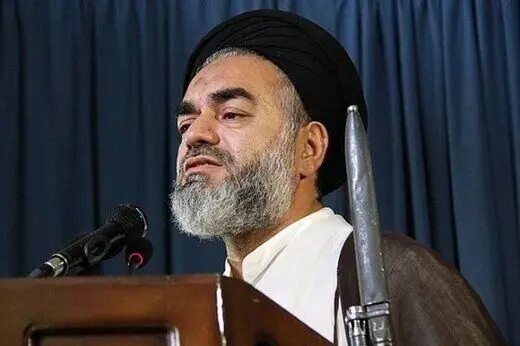 مراجع به مردان اجازه کوتاه کردن ریش نمی‌دهند/پشت صحنه اینها دشمنان است