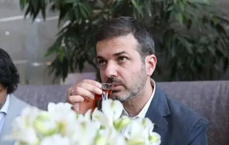 استراماچونی بعد از ورود به تهران: از حضور در اینجا خوشحالم
