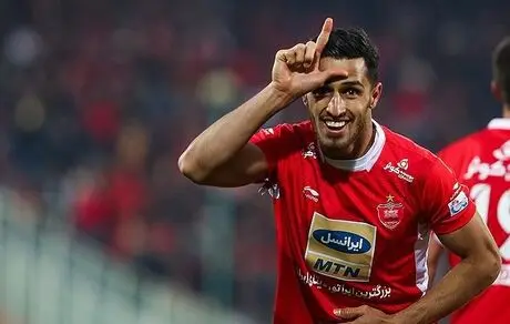 تراکتوربرای مهاجم پرسپولیس دست به جیب می شود 