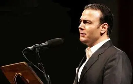 علیرضا قربانی کنسرتش را در نصف جهان لغو کرد! + ماجرا چیست؟/ عدم اجازه ساز زدن به نوازنده‌های خانم گروه علیرضا قربانی در اصفهان + عکس