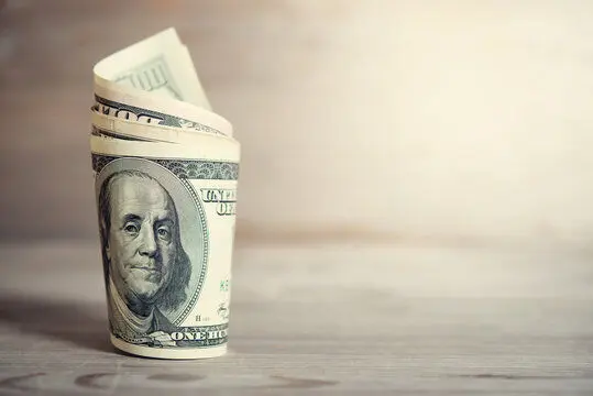 فروش دلار 47 هزار تومانی با کارت ملی + جزییات