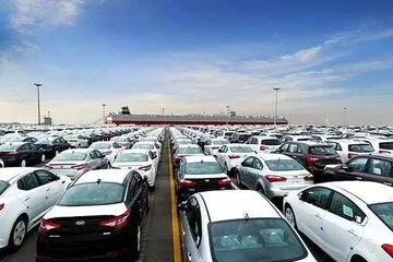 بانک مرکزی ترمز واردات خودرو را کشید + جزئیات