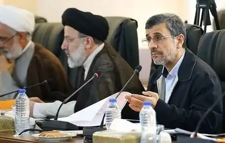 رئیسی را احمدی نژاد نکنید!