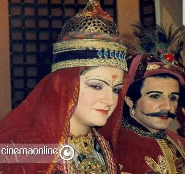 عکس زیر خاکی از گلاب آدینه و مهدی هاشمی 