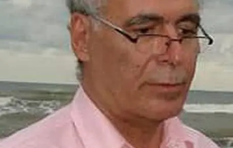 معلمان با هزینه شخصی و خودجوش آموزش آنلاین بدهند! 