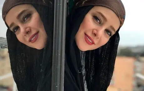عکس بدون روسری الناز حبیبی در کافه 
