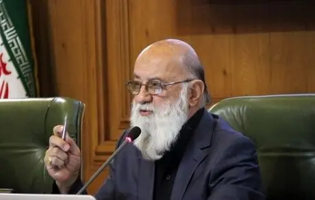 چون زیر ذره بین رسانه‌های داخلی و خارجی هستیم بساط اتوبوس‌‌خوابی جمع می‌شود