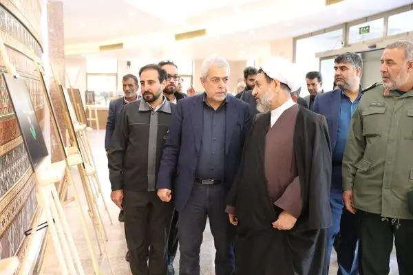  برگزاری نمایشگاه عکس نشانِ ارادت و کتابت خوشنویسان سیرجانی
