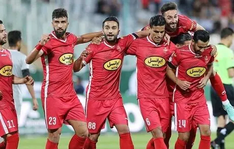  استقبال پرسپولیسی‌ها از برگزاری بازی با فجر در ورزشگاه آزادی 