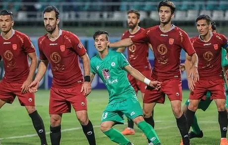 دیدار پرسپولیسی‌های سابق در ورزشگاه مشهد  عکس