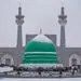  بارش برف در حرم امام رضا (ع) در مشهد
