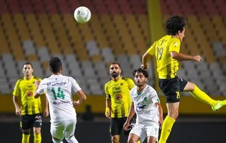 تقابل دیدنی نکونام با قلعه نویی در هفته سوم لیگ برتر
