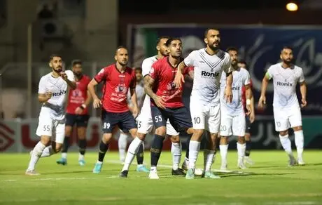 استقلال و پرسپولیس محروم از جذب بازیکن