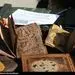 بازداشت متهمان حین فروش میلیاردی ۲ نقشه گنج جعلی + تصاویر
