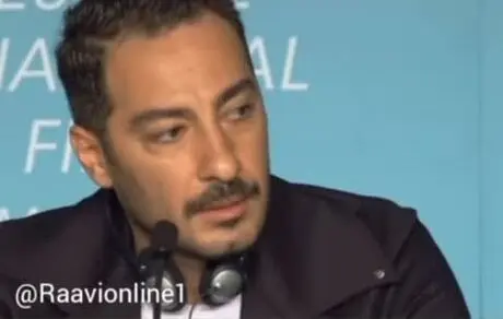 نوید محمدزاده می‌گوید دوست دارم زنم را ببوسم