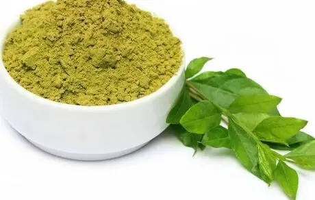فواید شگفت انگیز حنا گذاشتن موها
