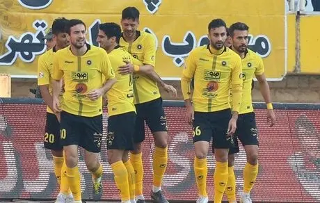 عذرخواهی یک هوادار از مدیران باشگاه سپاهان