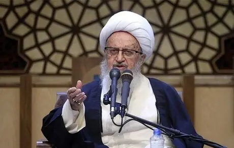 مکارم‌شیرازی: حضور زنان در ورزشگاه‌ها ضرورتی ندارد؛ می‌توانند مسابقات را از تلویزیون تماشا کنند