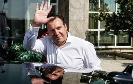 جزییاتی جدیدی از اختلاف مرد بلژیکی با فدراسیون فوتبال