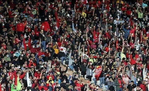 حضور تماشاگران در هفته دوم لیگ برتر به چند شرط 