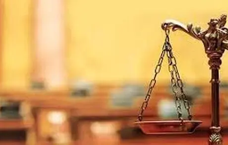 حضور خواننده معروف پاپ در دادگاه