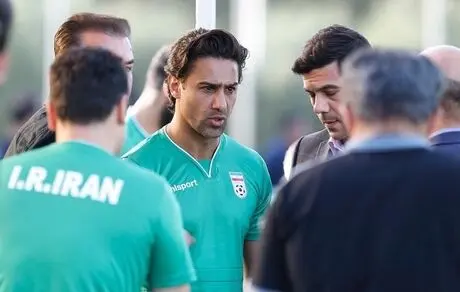 انتخاب فرهاد مجیدی اشتباه بود
