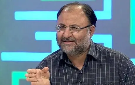 ورود زنان به ورزشگاه‌ها با موازین اسلام همخوانی ندارد